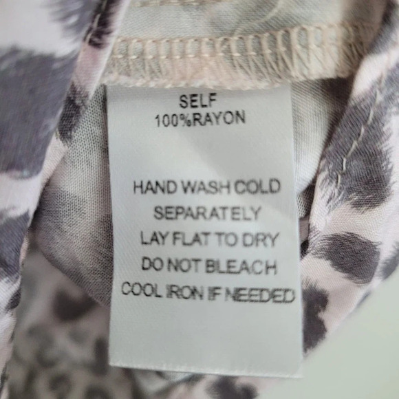 Fate Womens Button-Up Top Size M Multicolor Leopard Print 100% Rayon Tie NEW - Picture 8 of 9